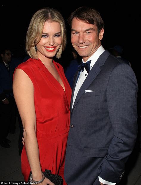 husband of rebecca romijn